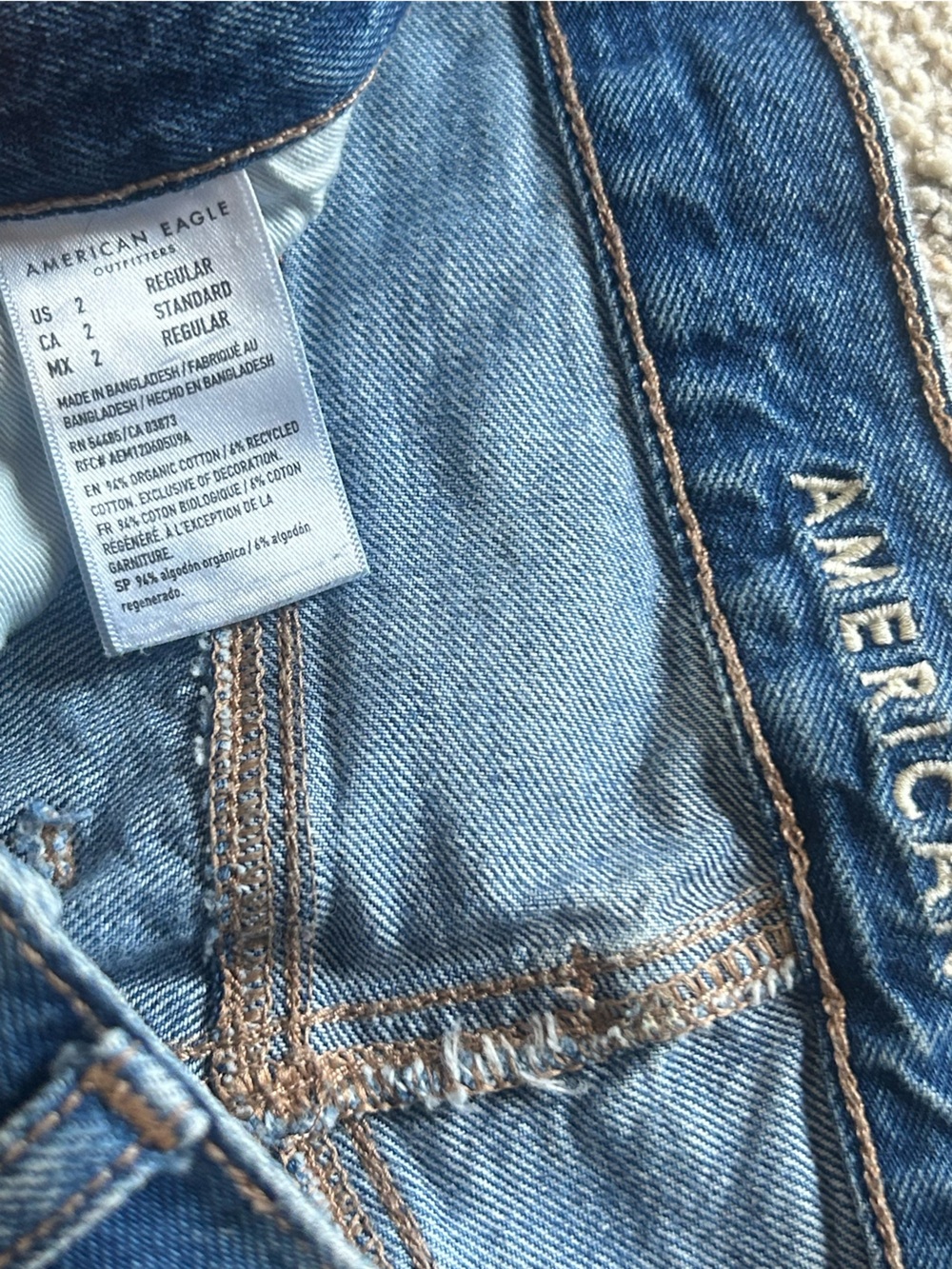 American Eagle Outfitters Straight Leg Jeans in Medium Blue - Picture 2 of 4